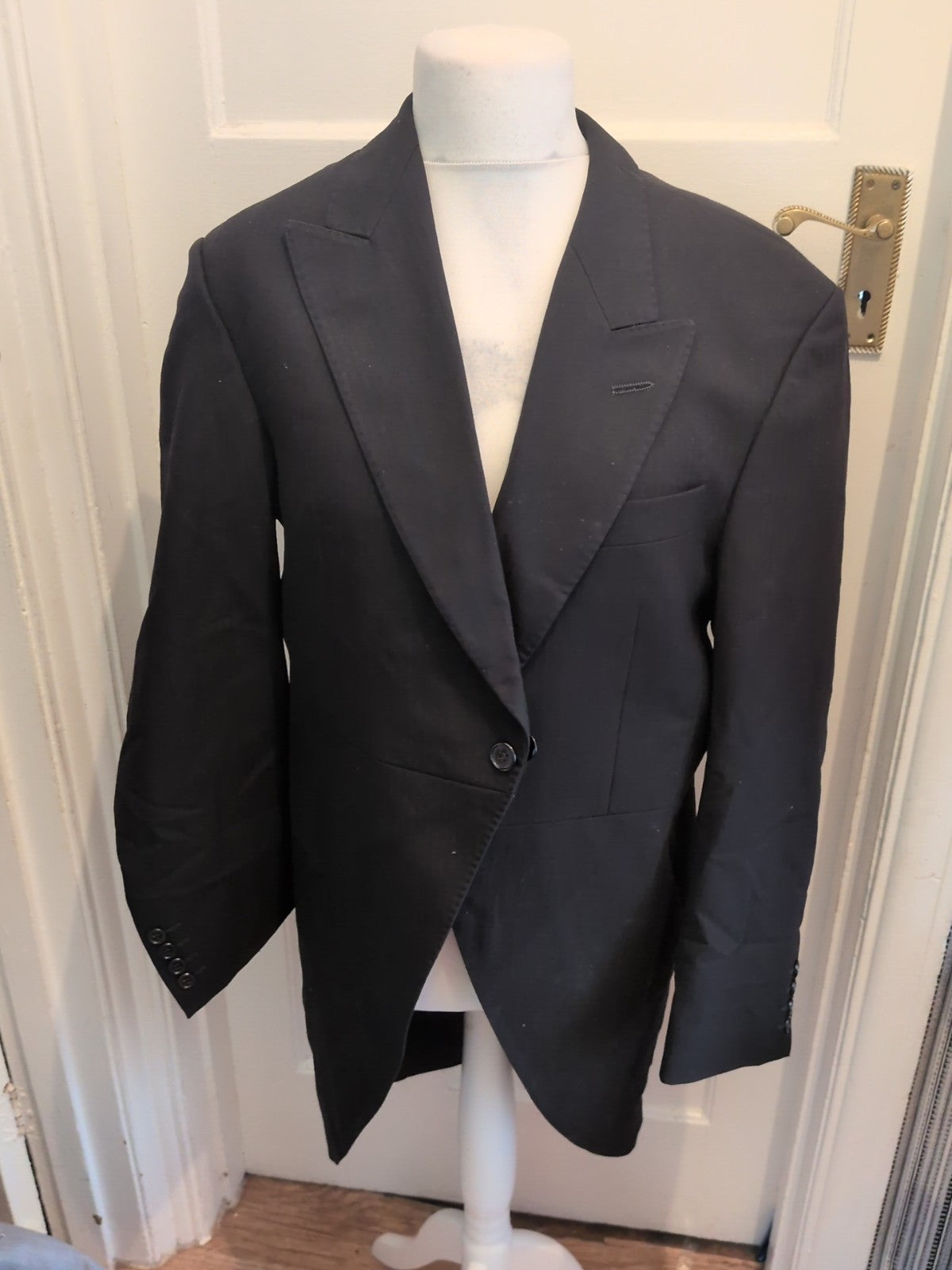 Buckleigh 40R Black Suit Jacket