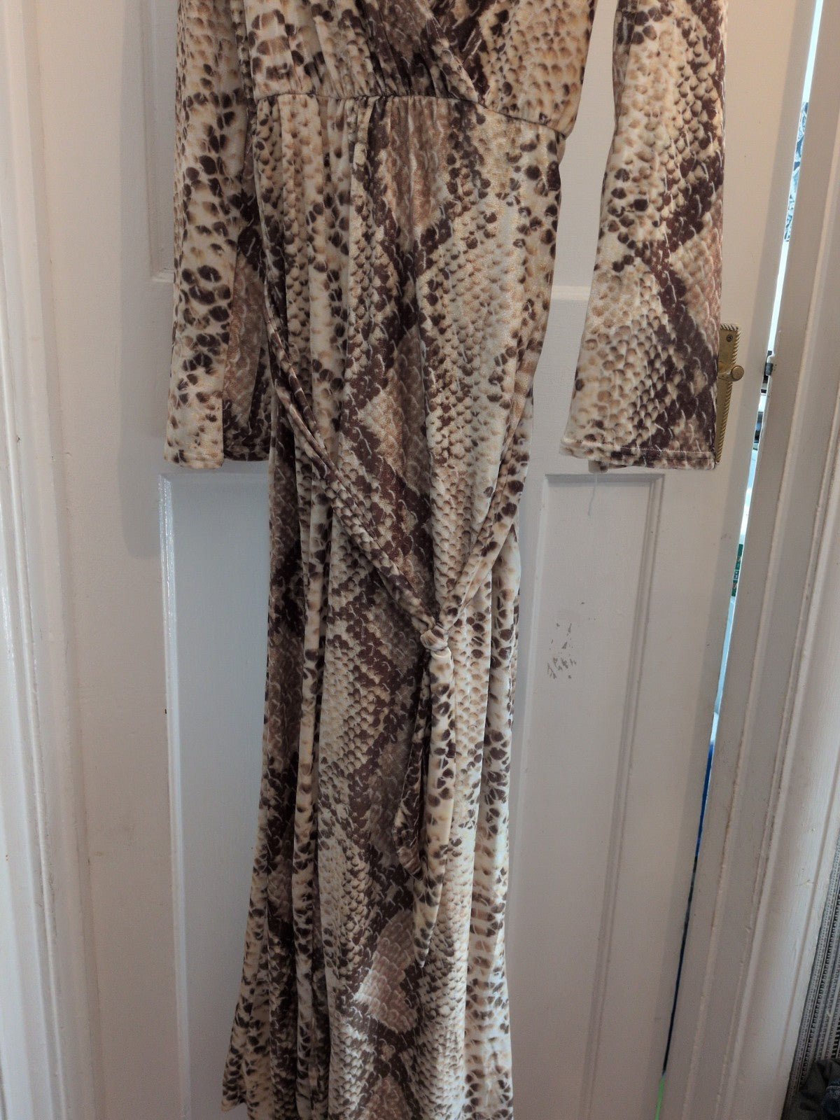 Prettylittlething 16 Green Gold V Neck Long Sleeve Jumpsuit