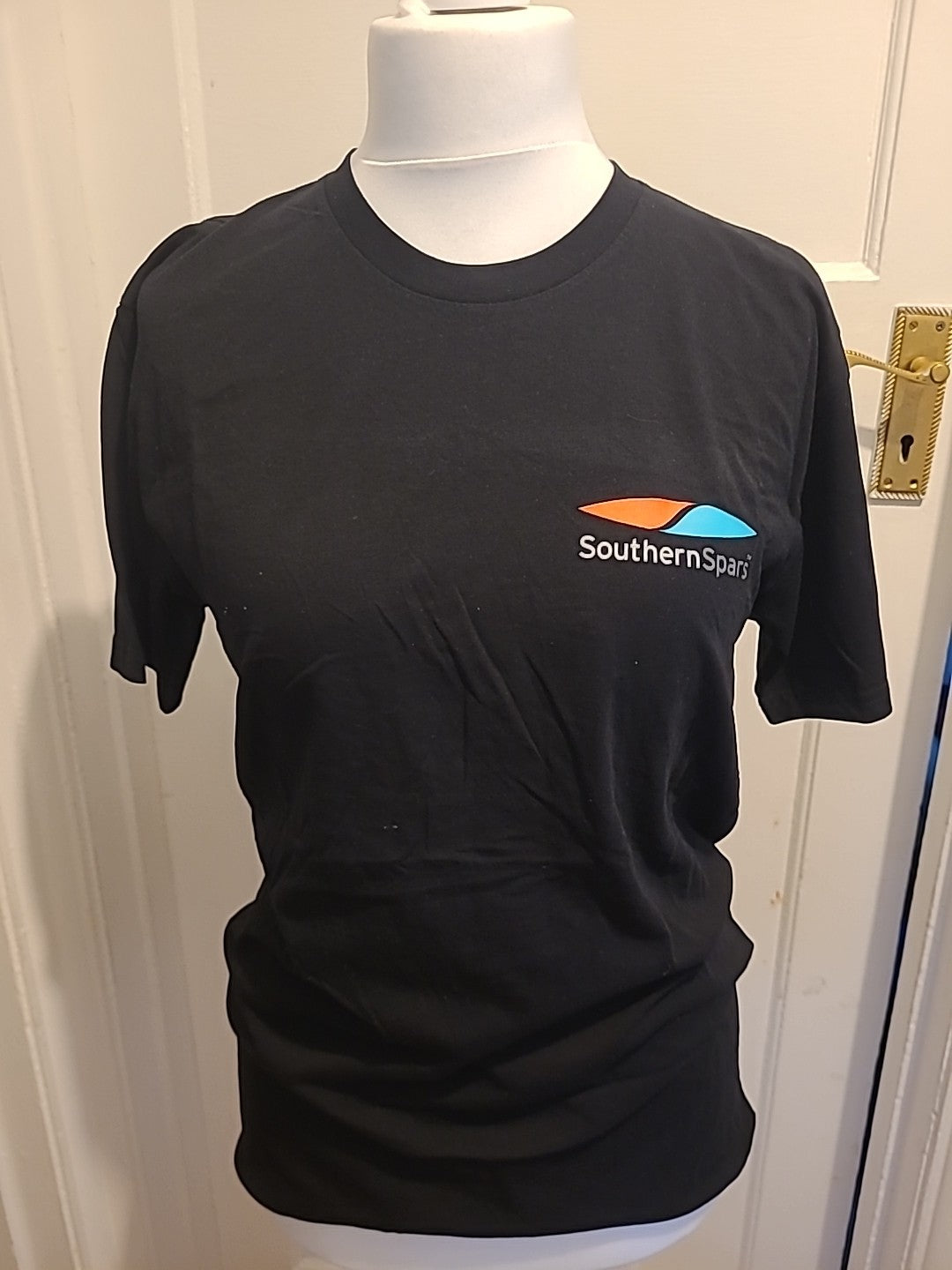 Mens AS Size Medium Black Print "Southern Spars" Tshirt