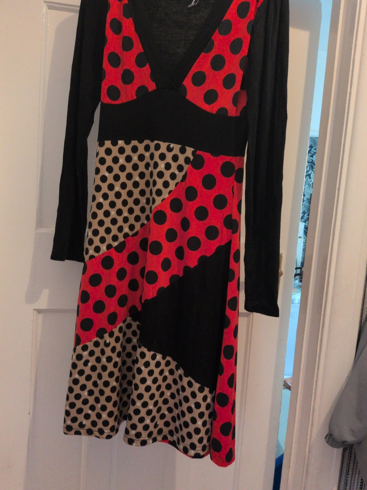 Izabel London 8 Multicoloured Long Sleeved Flare Dress