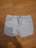 Ladies Denim&Co Size 6 Pale Frayed Hem Denim Hot Pants Shorts