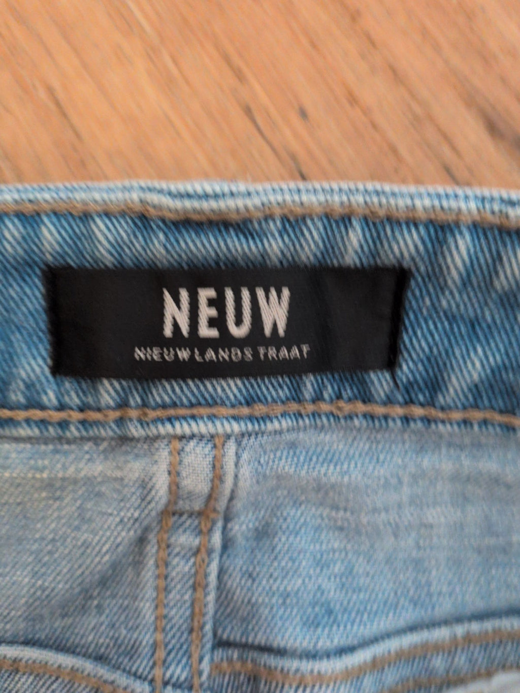 Ladies Neuw 31/32 Denim Jeans