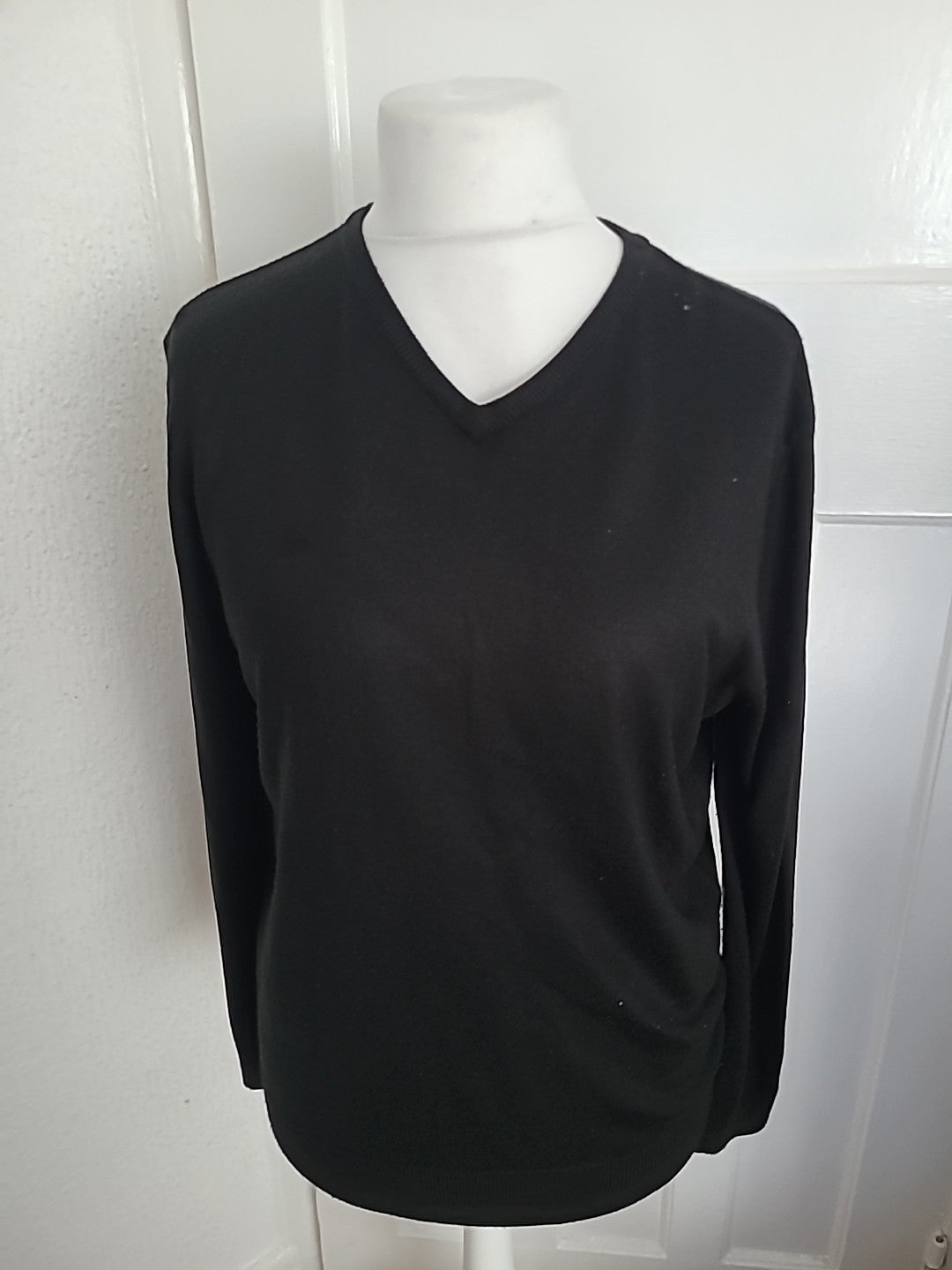 Mens Thomas Nash Size Small Black V Neck Jumper Small Mark On Shoulder