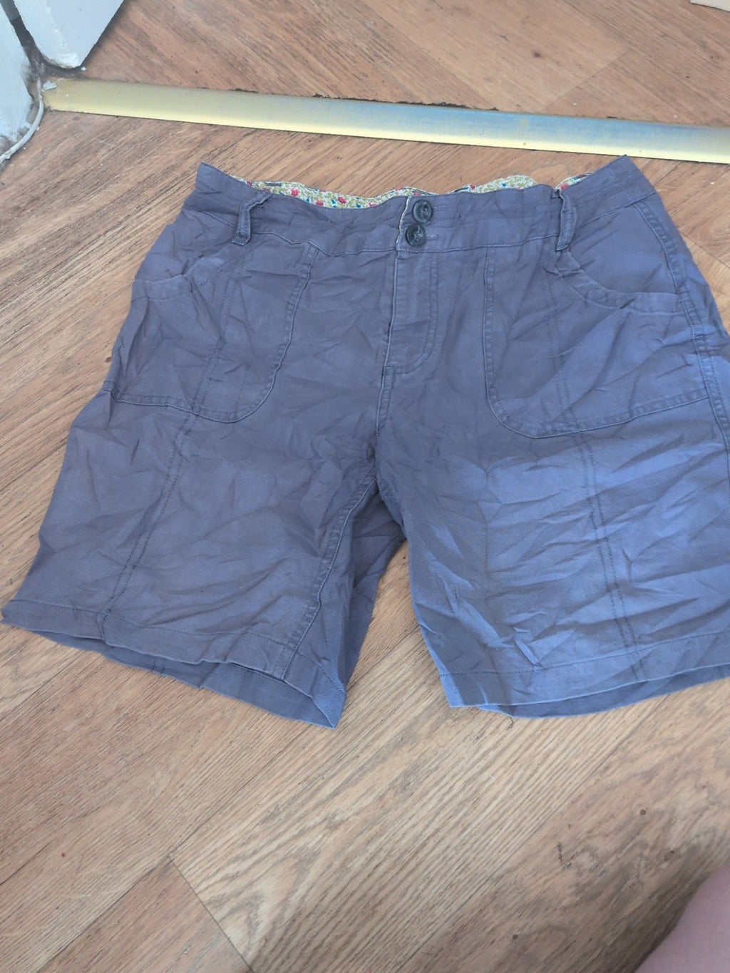 Ladies Mistral Size 20 grey Shorts