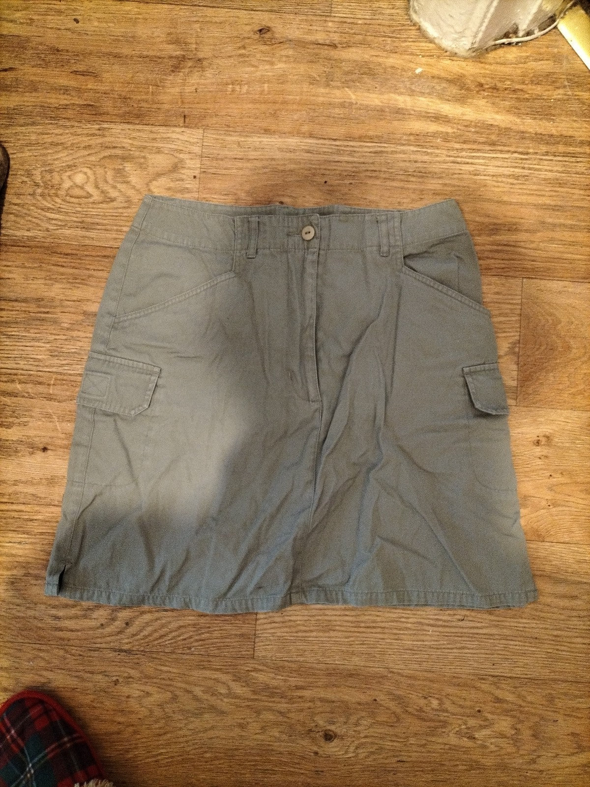 Ladies Dorothy Perkins Size 10 Sage Green Skirt