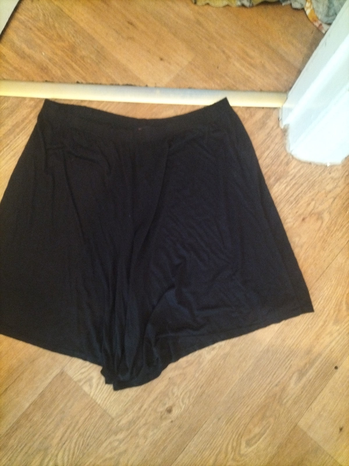 Ladies Yours Size 22 Black Midi Flare Skirt Elasticated