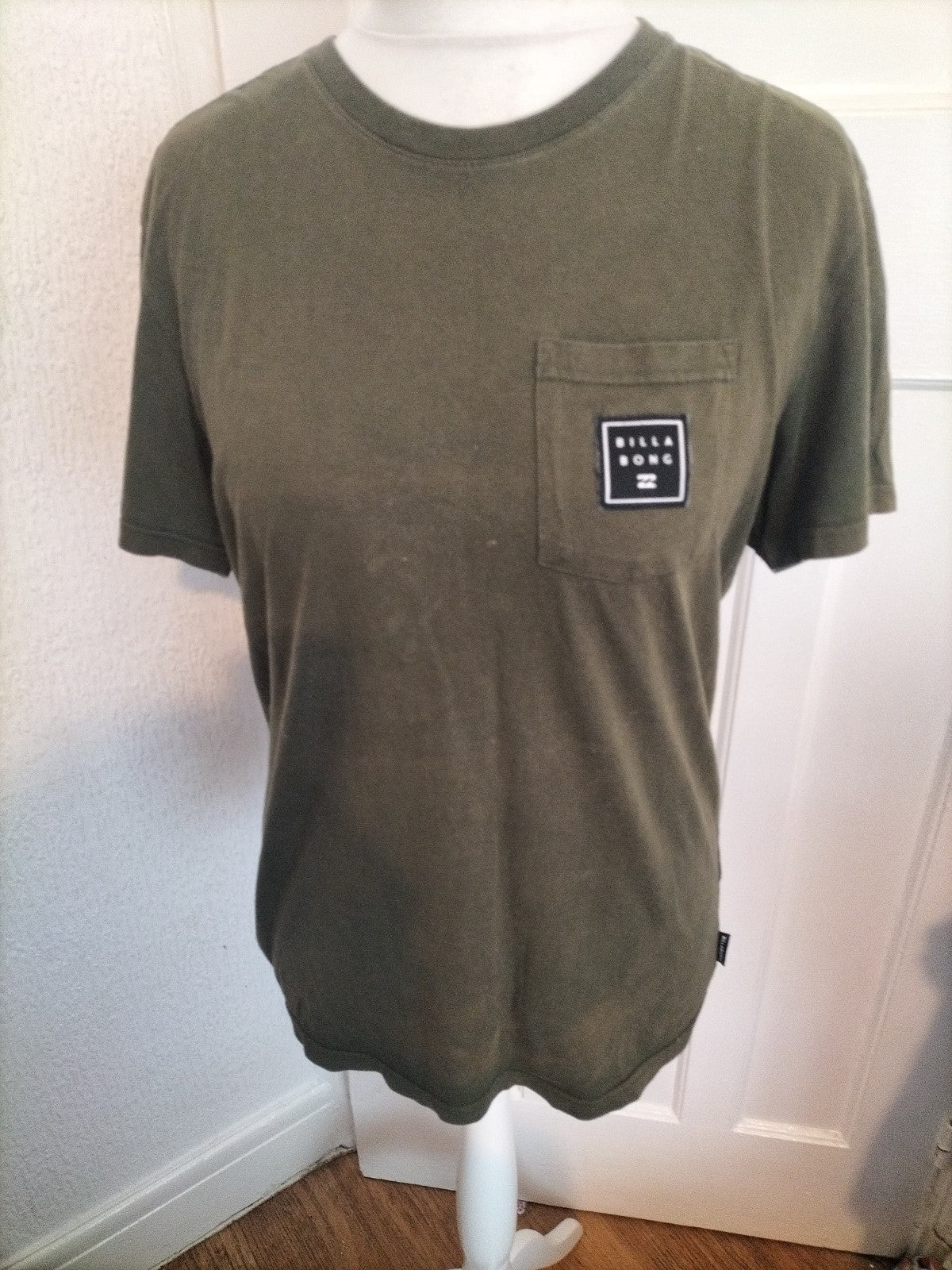 Mens Billabong Size Small Green Short Sleeved Tshirt