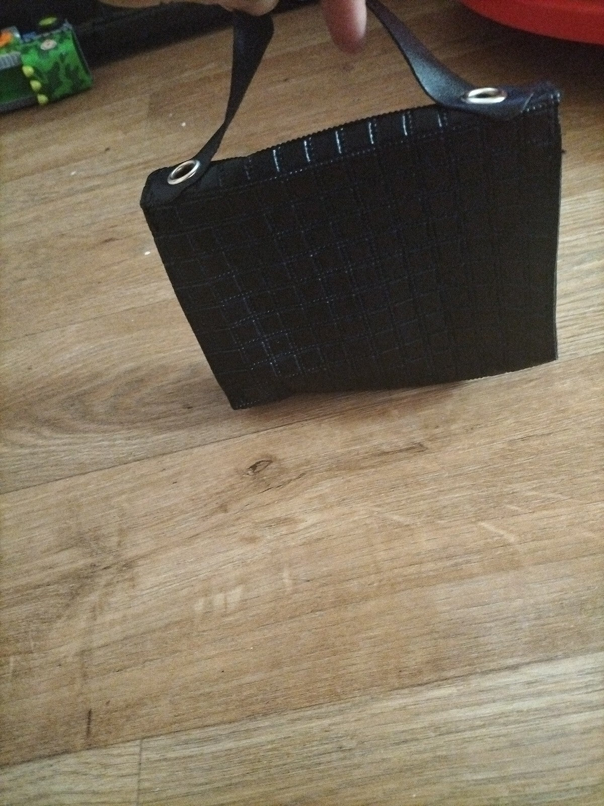 Brand New Ladies Faux Leather Black Checked Chain Crossbody Bag