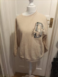 Ladies Select Size Medium Beige Long Sleeve Junper