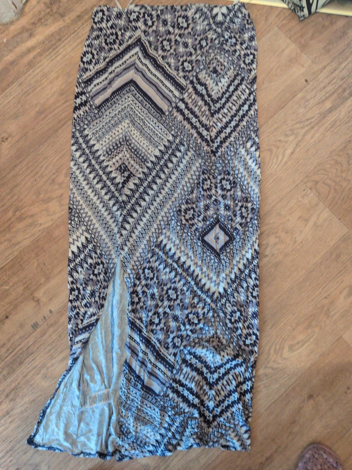 Wallis Small Blue Patterned Long Length Pencil Skirt Elasticated