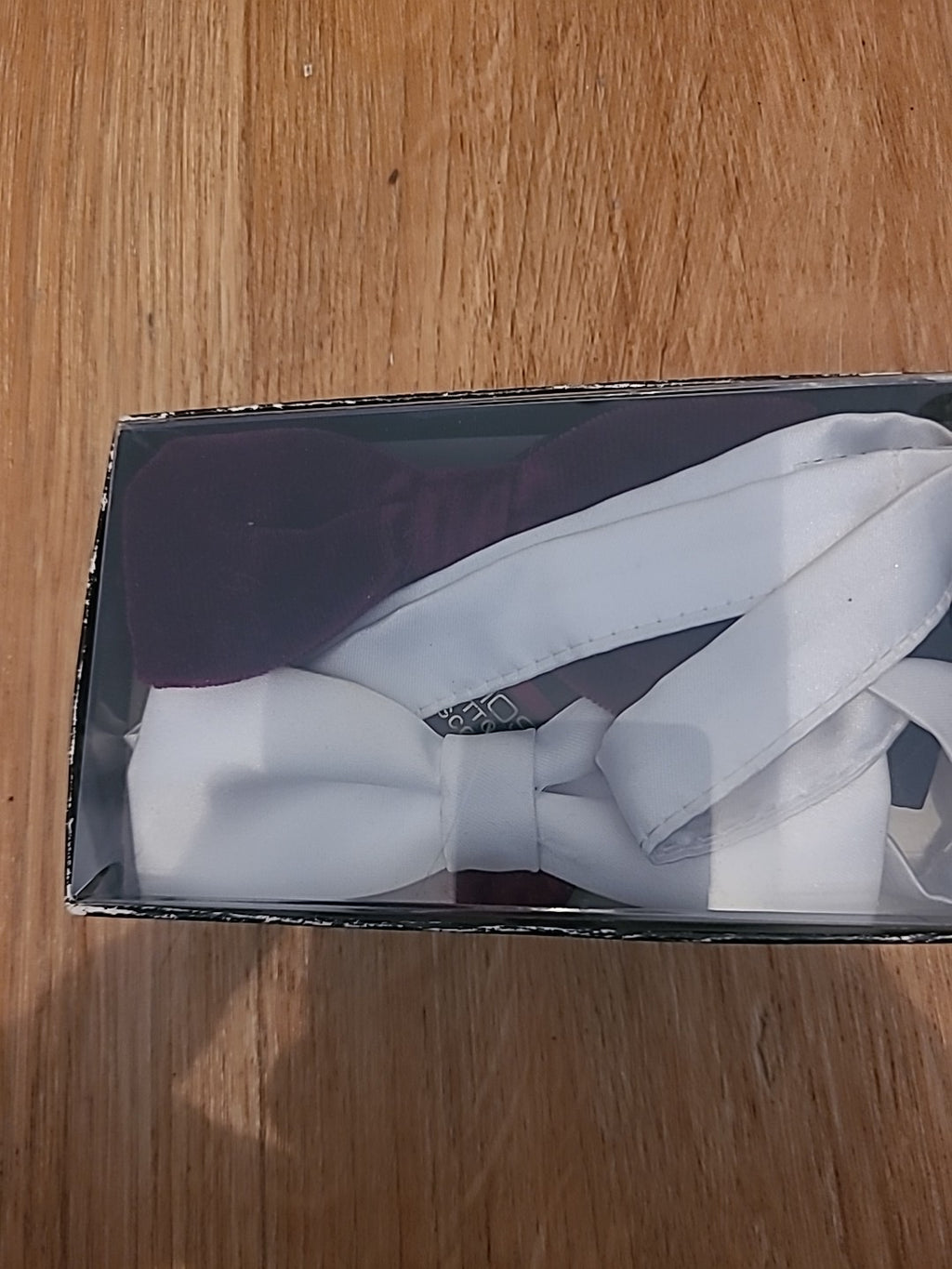 Mens Set Of 3 Bow Ties (Purple,Black,White)