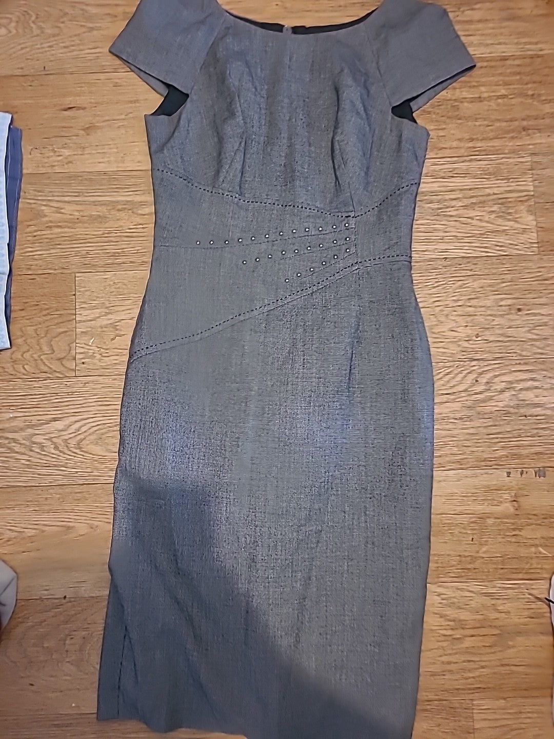 Ladies Marks And Spencer Size 8 Grey Fleck With Stud Detail Sleeveless Lined...