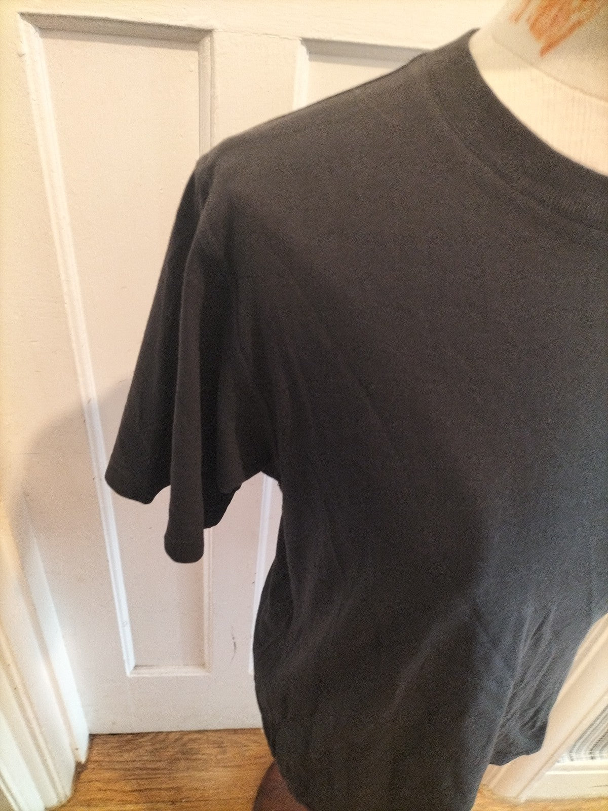 Ladies Green Cotton Size XS black Short Sleeved Tshirt