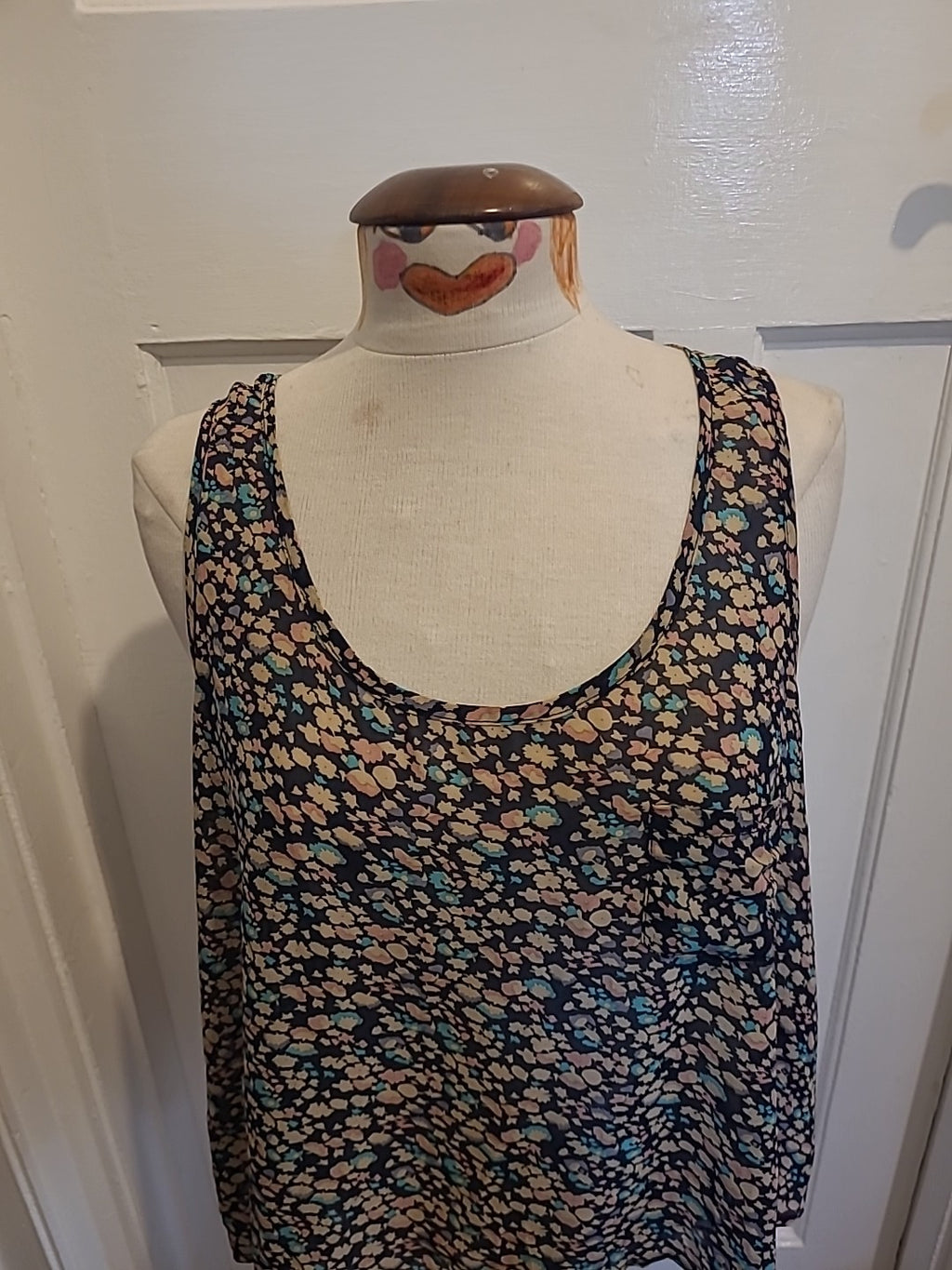 Ladies New Look Size Medium Navy Floral See Through Sleeveless Blouse
