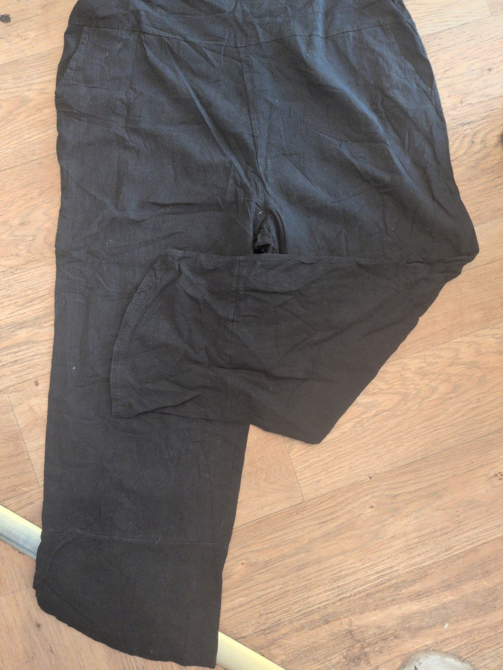 Ladies Size XL Black Sleeveless Jumpsuit