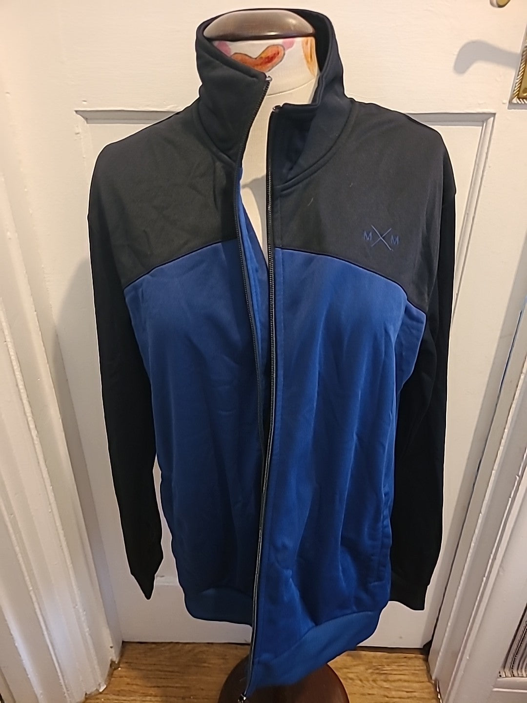 Mens Mick Morrison Size XL Black&Blue Long Sleeved Zip Through