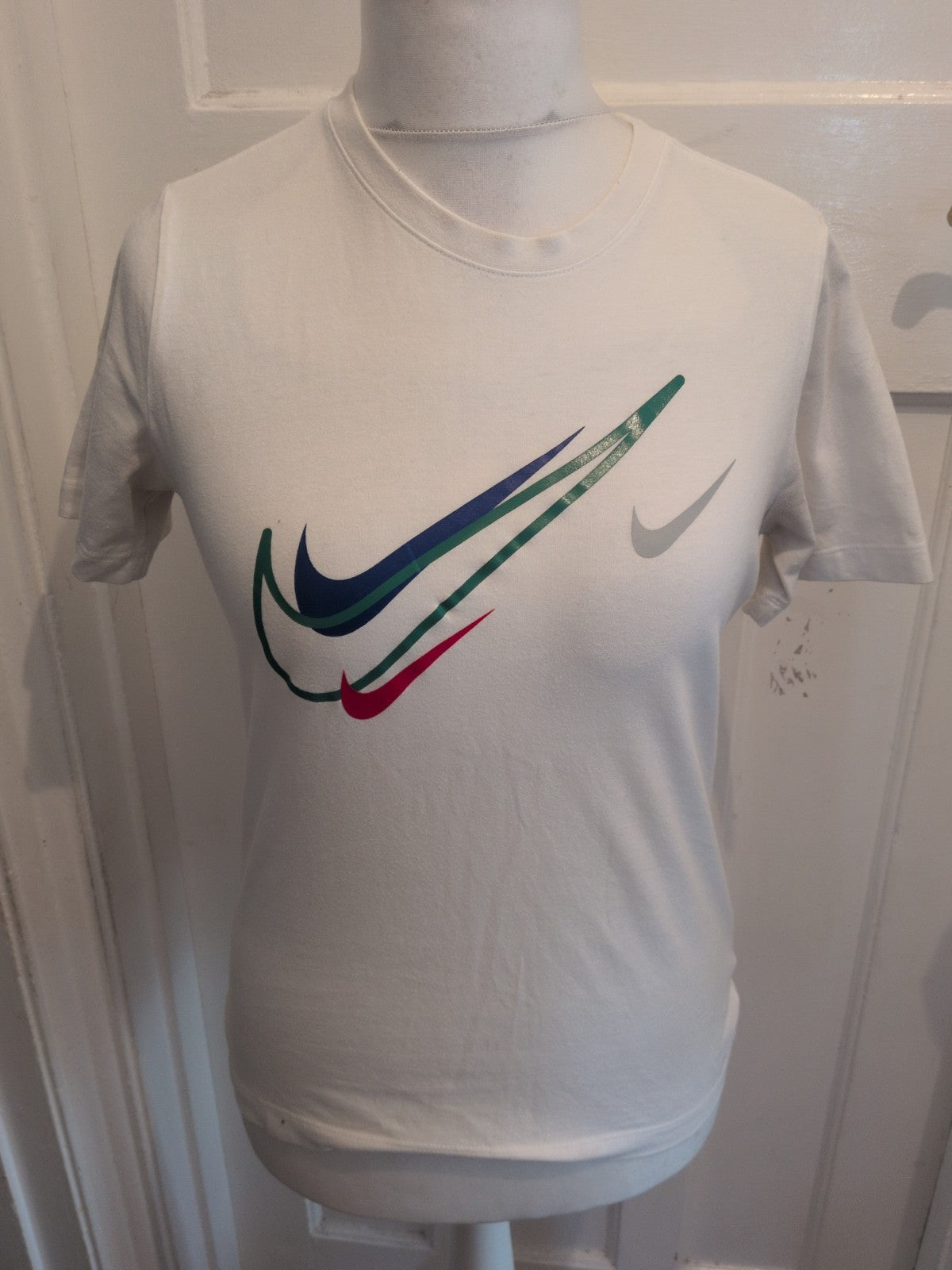Nike Youth XL White Print Short Sleeve T-shirt