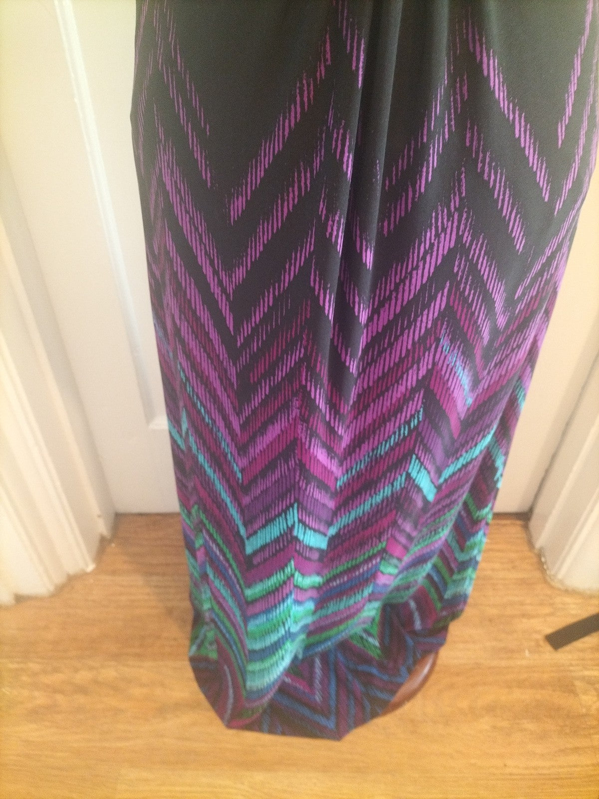 Ladies Medium Black Purple Green Long Length Sleeveless Dress