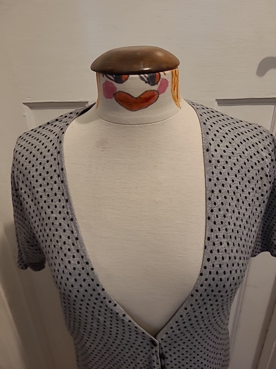 Ladies Marks And Spencer Size 16 Grey Polkadot Short Sleeved Blouse