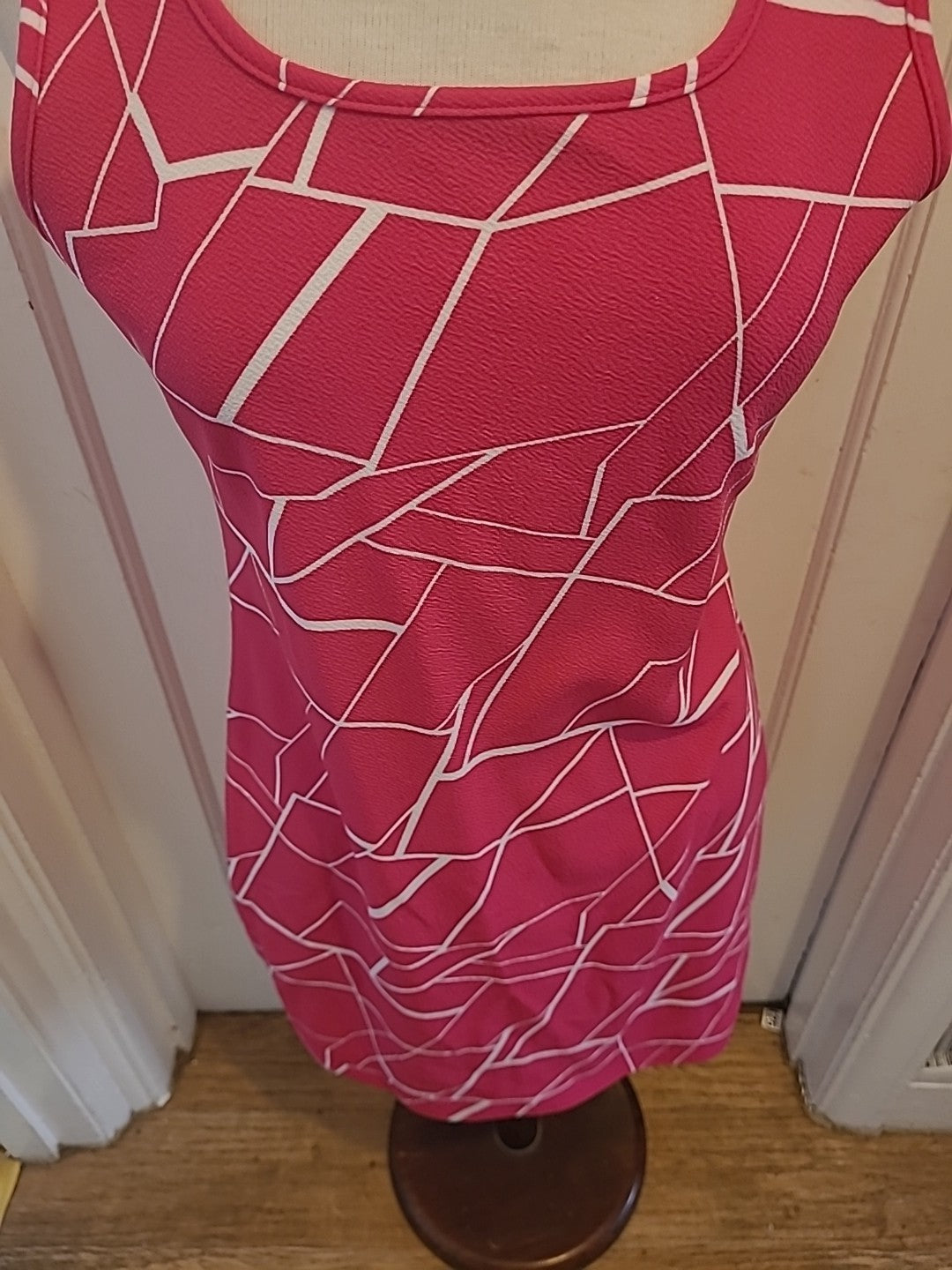 Ladies Size XL Hot Pink/White Sleeveless Midi Dress