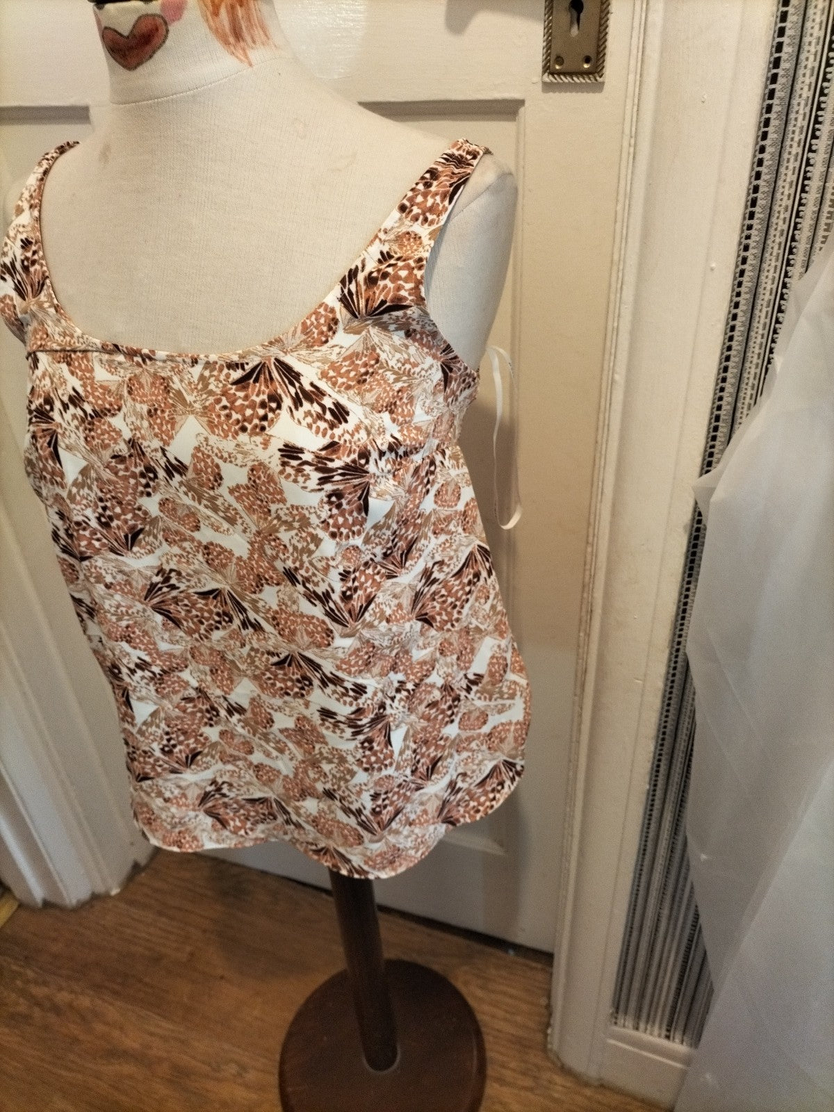 Ladies Primark Size 10 Beige/Brown Floral Sleeveless Blouse
