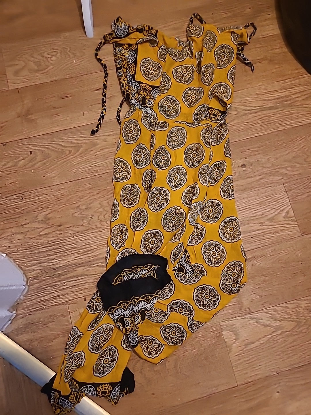 Ladies Size Small Yellow Aztec Sleeveless Jumpsuit