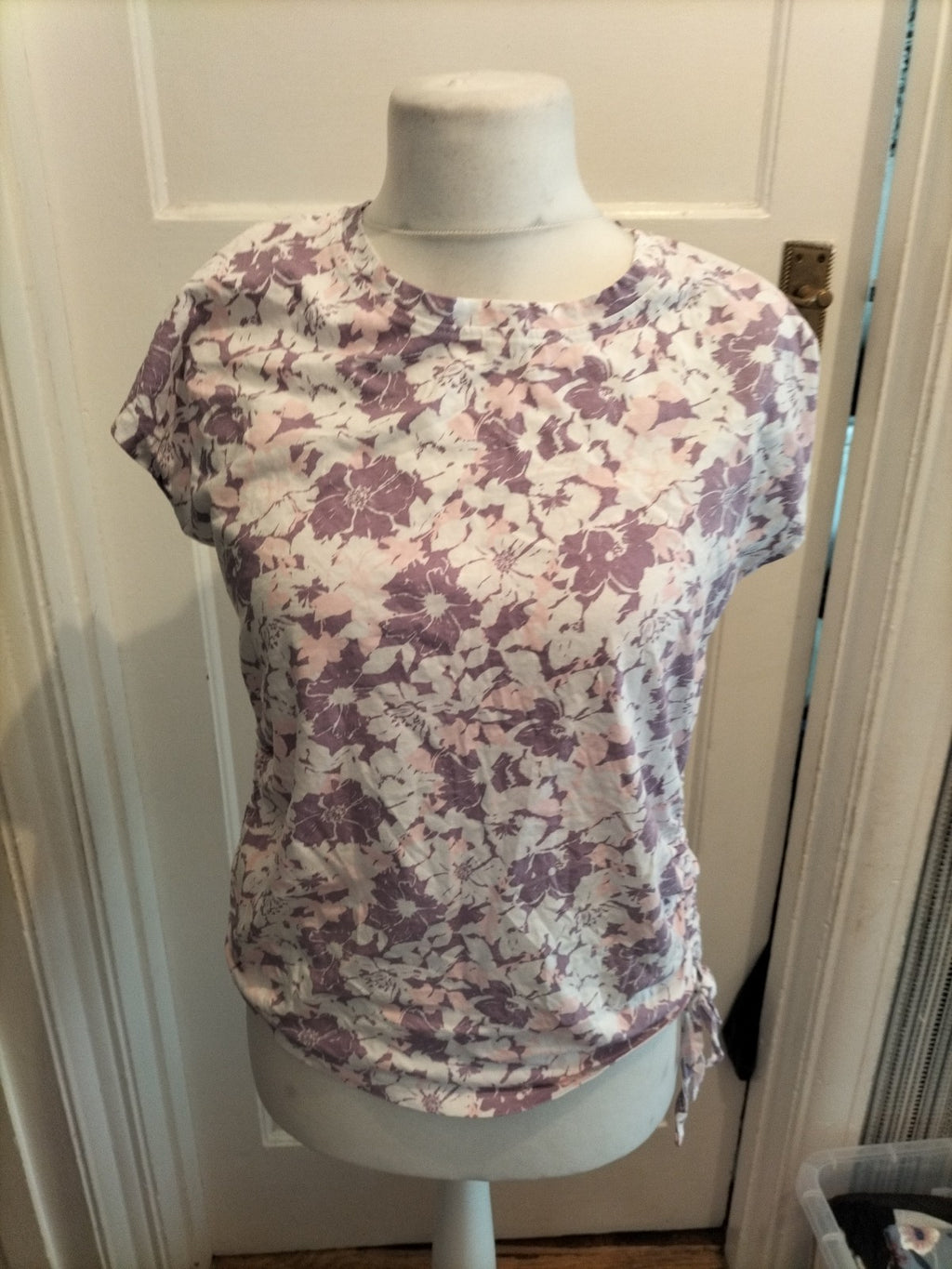 Beloved Large Purple/Pink/White Floral Short Sleeved T-shirt