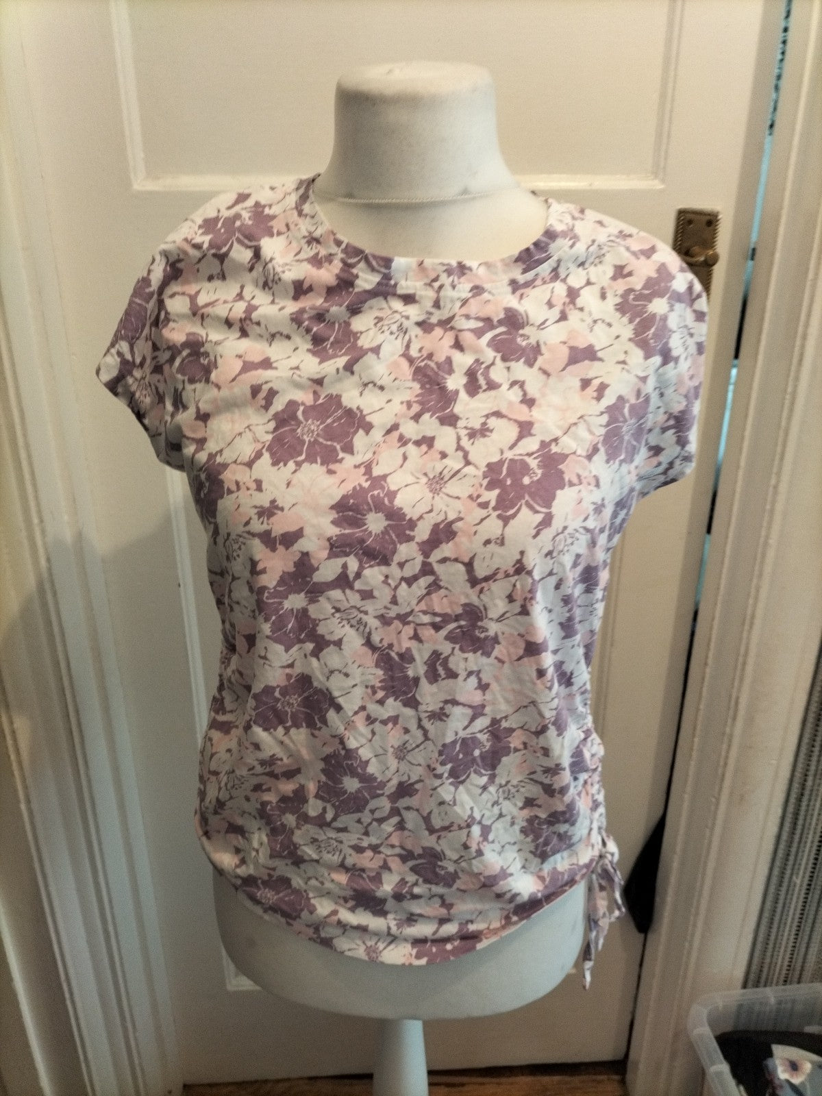 Beloved Large Purple/Pink/White Floral Short Sleeved T-shirt