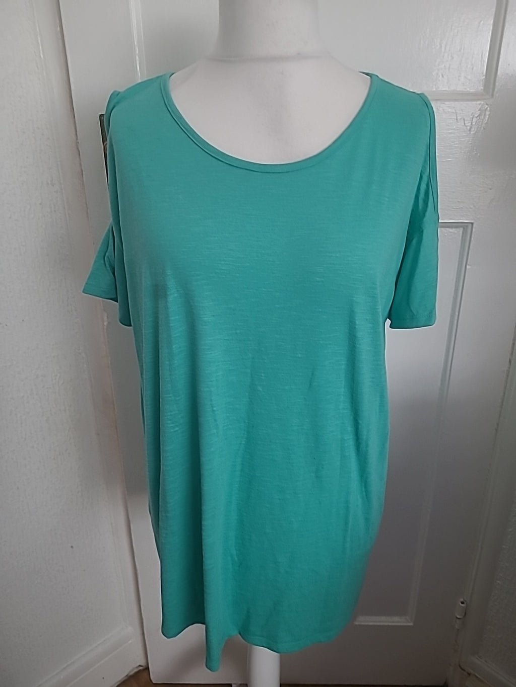 Ladies Matalan Size XL Turquoise Open Shoulder Short Sleeved Blouse