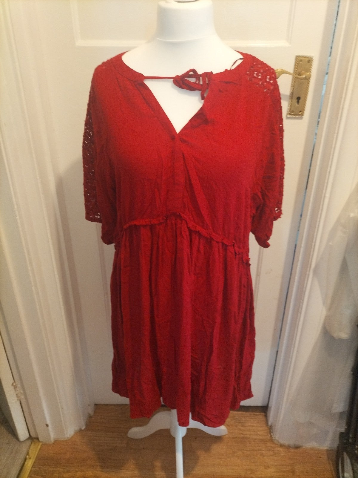 Ladies Matalan Size 18 Deep Red Short Sleeved Patterned Sleeves Dress