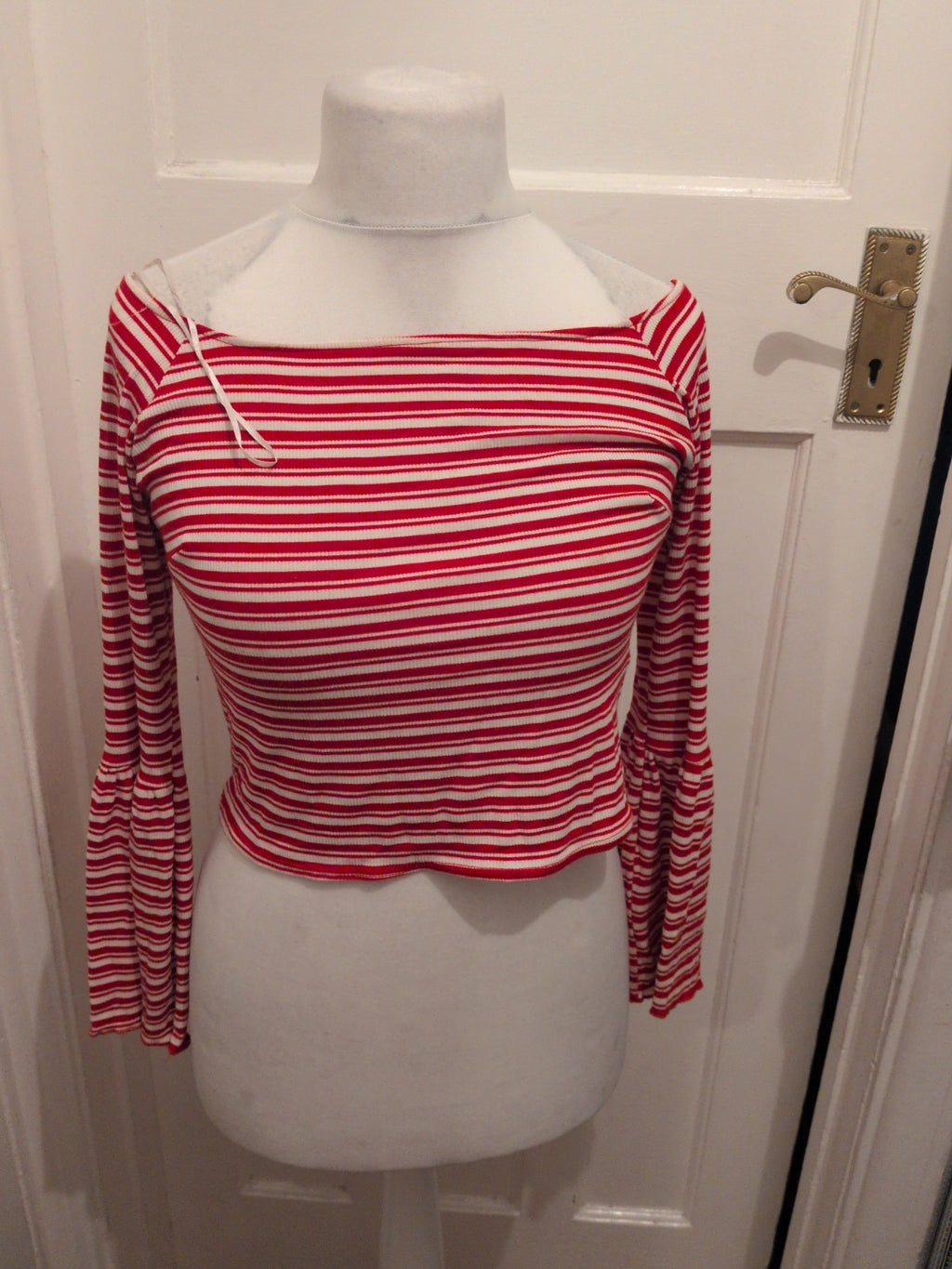 Innocence 16 Red And White Long Sleeve Crop Top