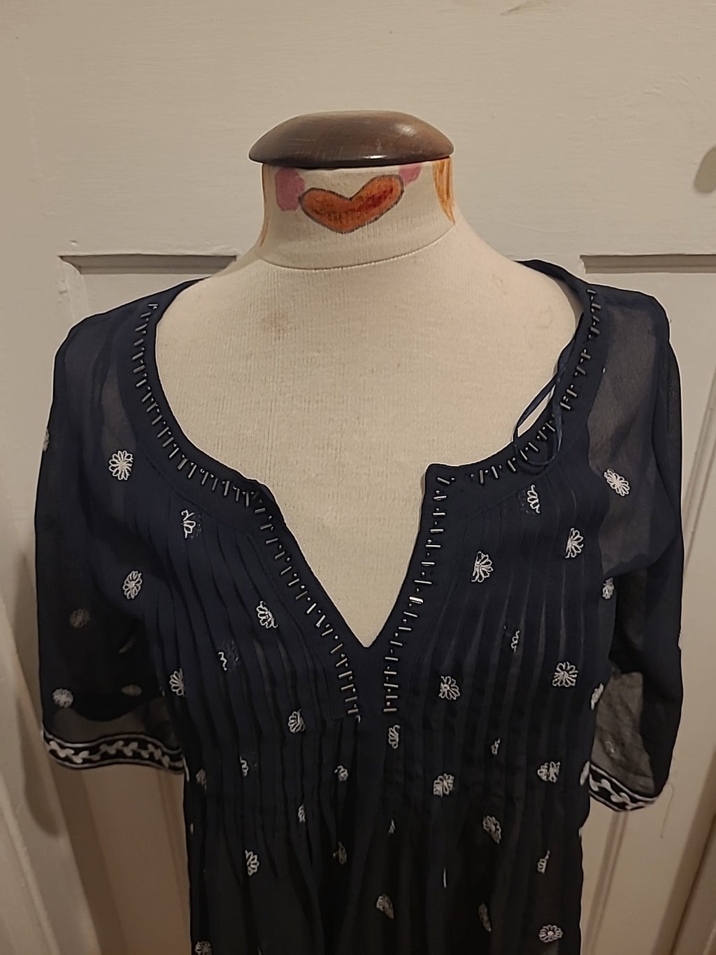Ladies Papaya Size 10 Navy/White Short Sleeved Blouse