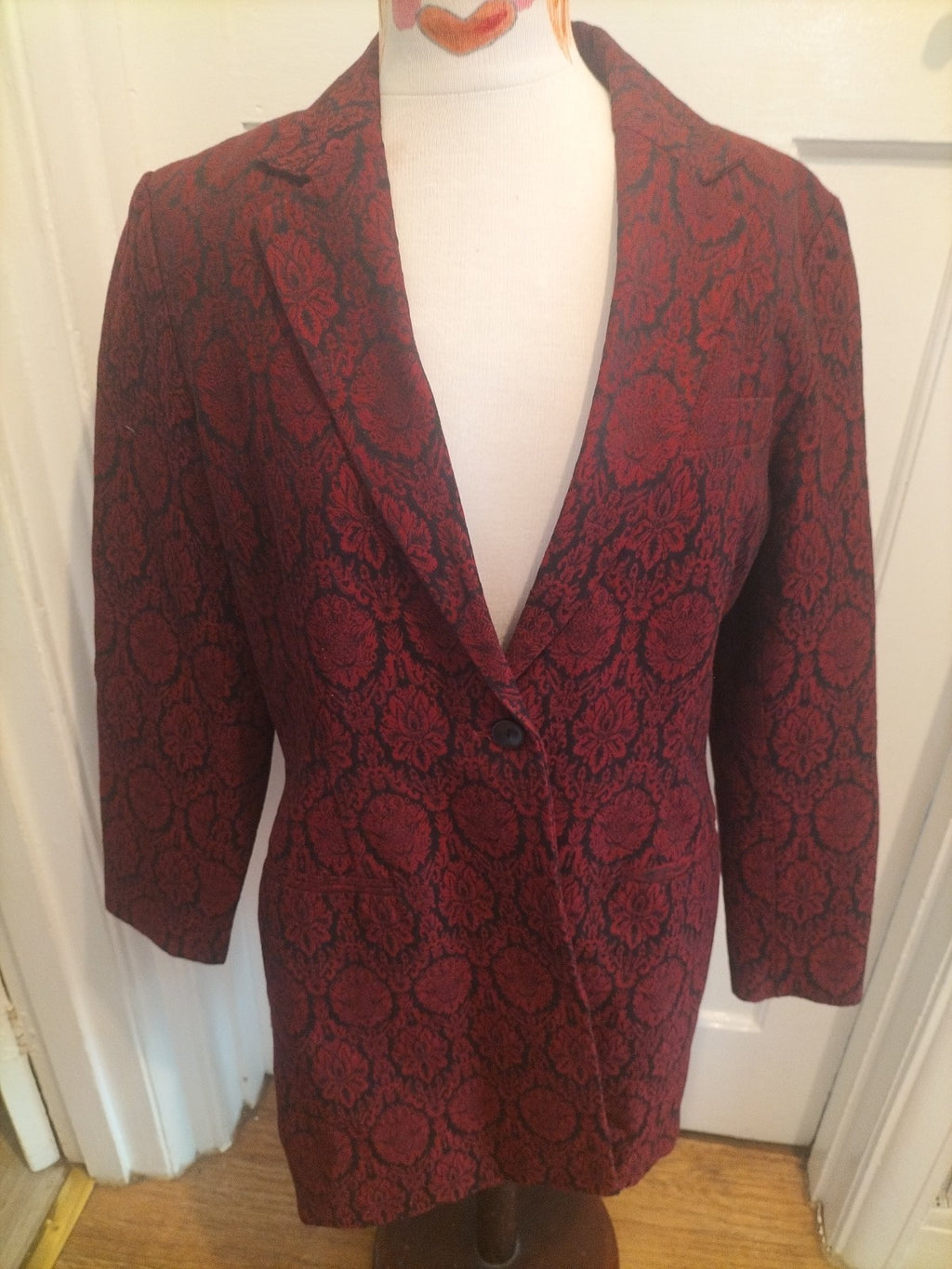 Ladies Dialogue Size L/XL Black/Deep Purple Lined Long Sleeved Blazer