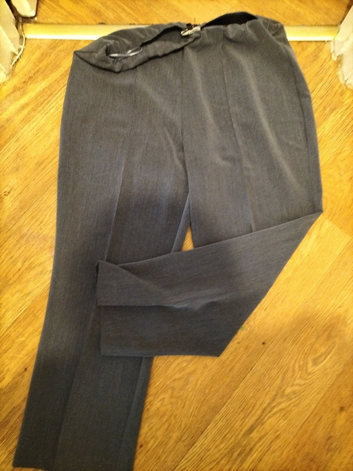 Ladies Arista Collection Size 18 Grey Elasticated Trousers