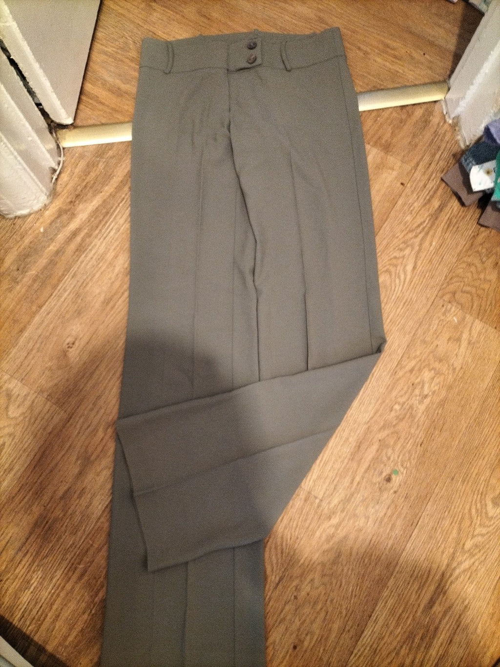 Ladies Annarita Size Euro 44 Sage Green Trousers