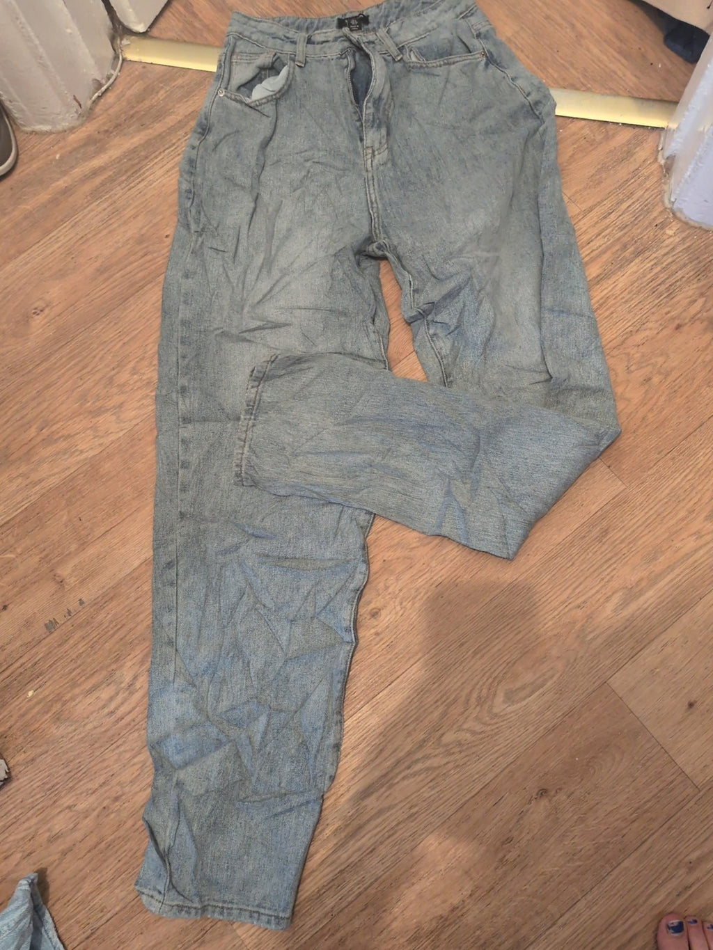 Prettylittlething Tall 8 Wide Leg Denim Jeans