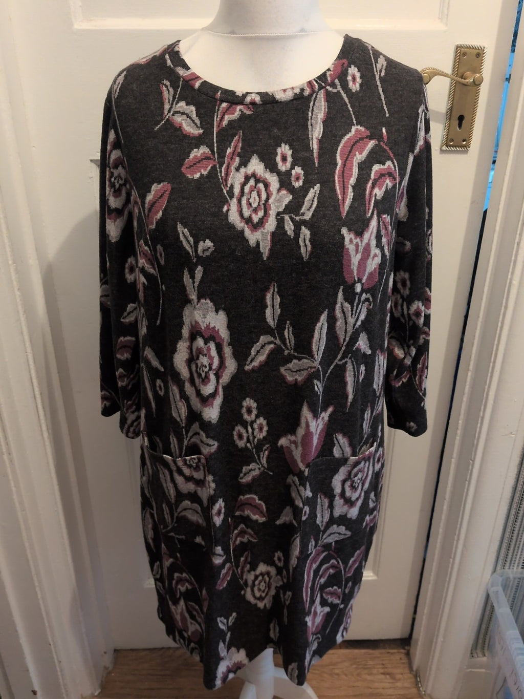 Tu 16 Pink White Grey Charcoal Floral 3/4 Sleeve Dress