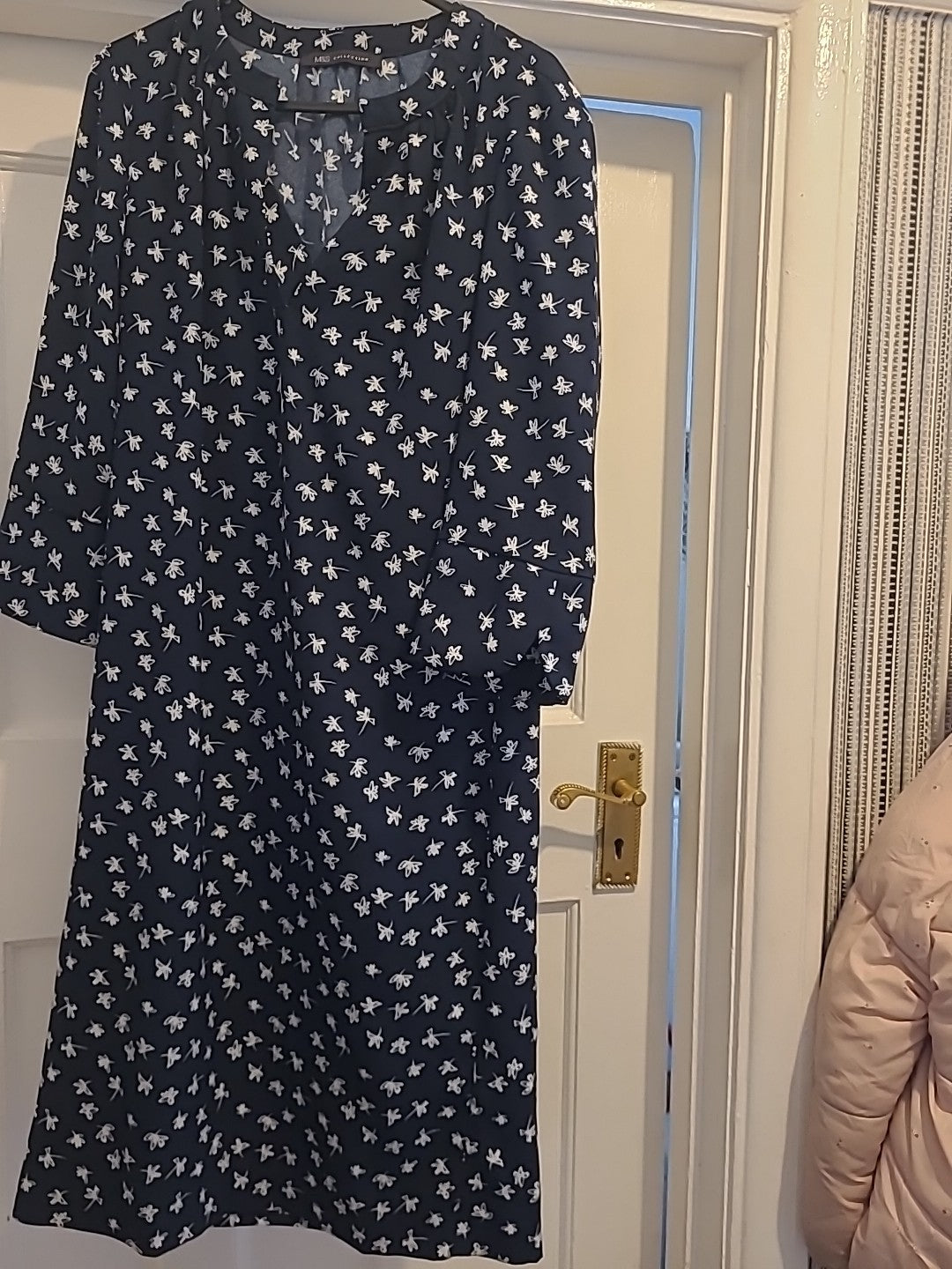 Ladies Marks And Spencer Size 6 Navy White Mid Sleeved Dress