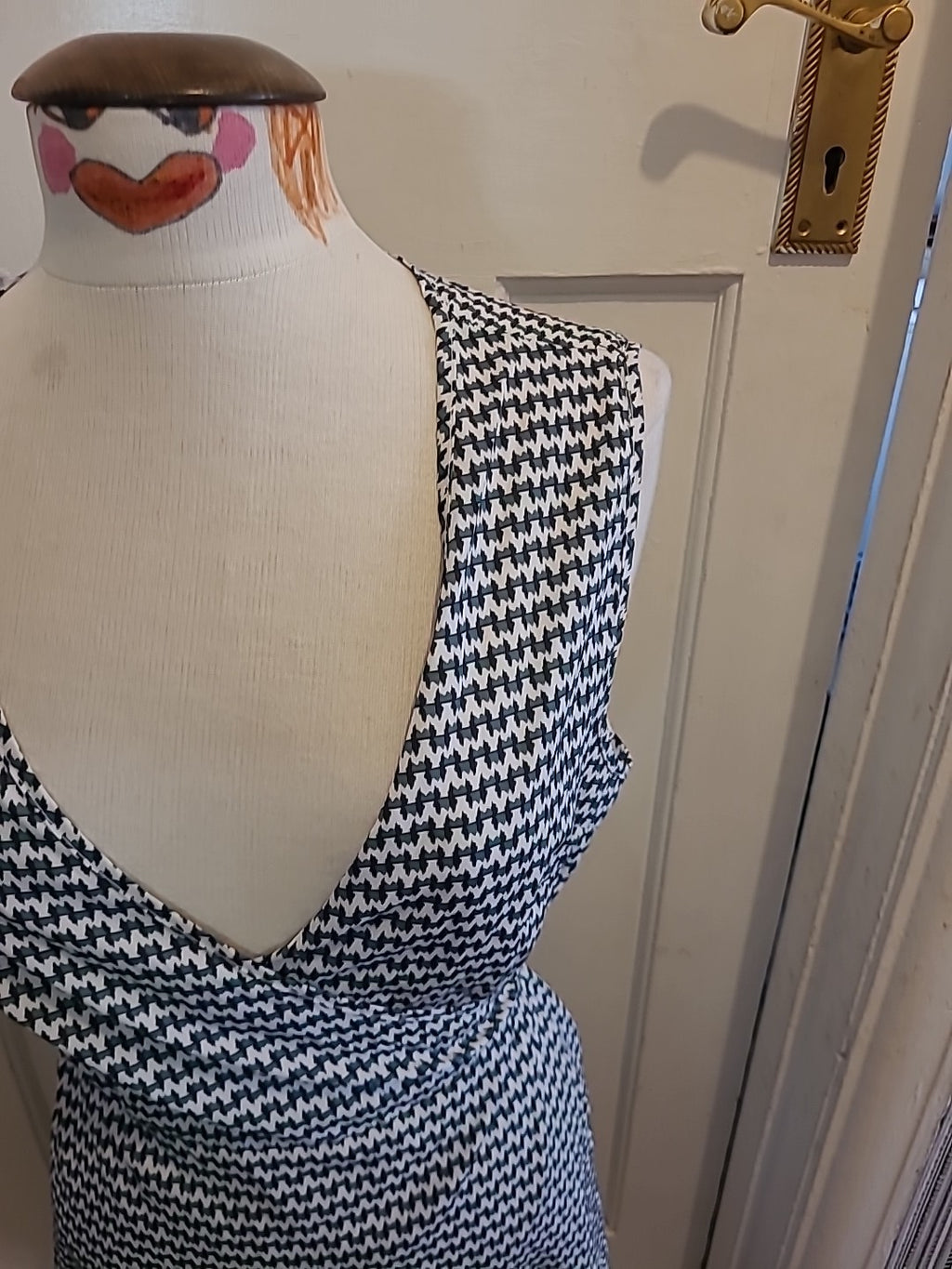 Ladies Size XL Green White Sleeveless Wrap Dress