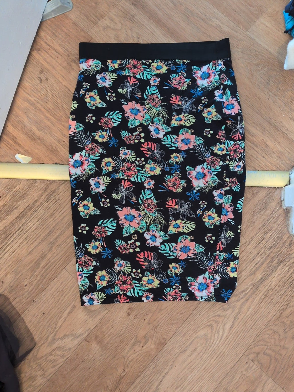 George 12 Black Floral Elasticated Skirt Knee Length