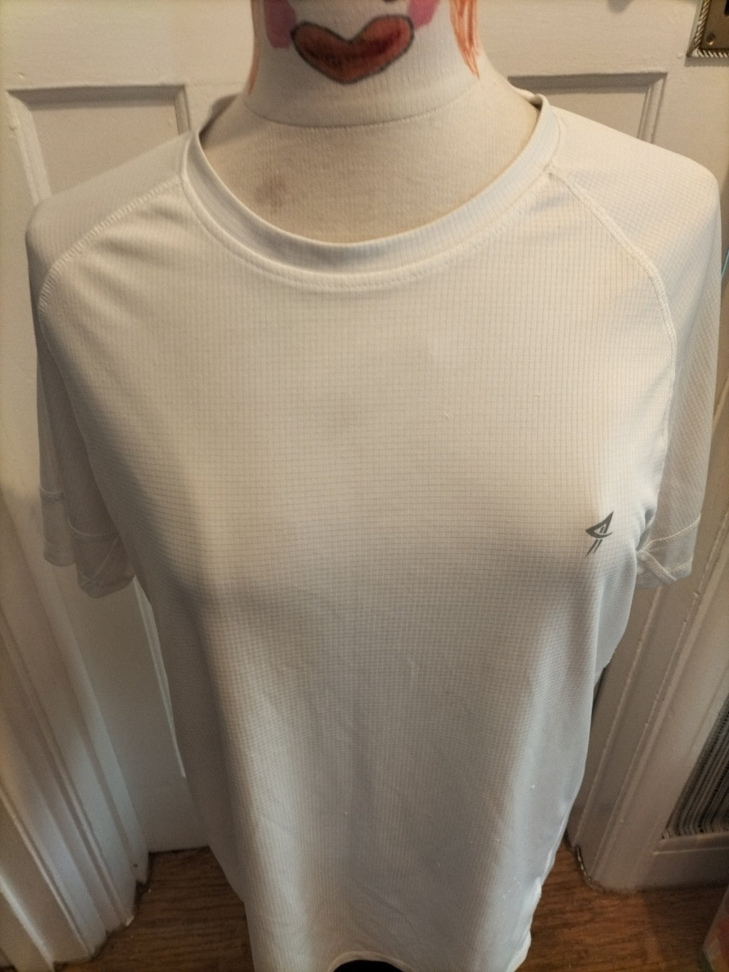 Mens Workout Size XL White Short Sleeved Tshirt