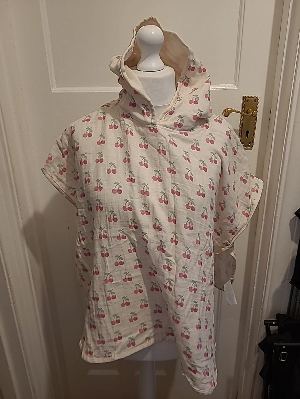 Girls Jojo Maman Bebe Age 3-5 Years White Cherry Hoodie