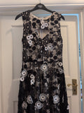 French Connection 10 Lace Floral Sleeveless Lined Back Zip Dress