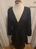 Brand New Ladies H&M Size 10 Black Floral Patten Long Sleeved Dress