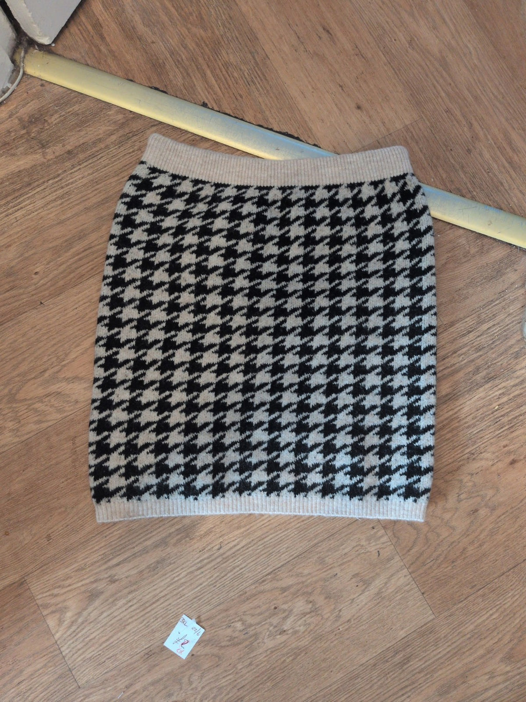 Primark 14-15 Years Black And Beige Stretch Skirt Midi