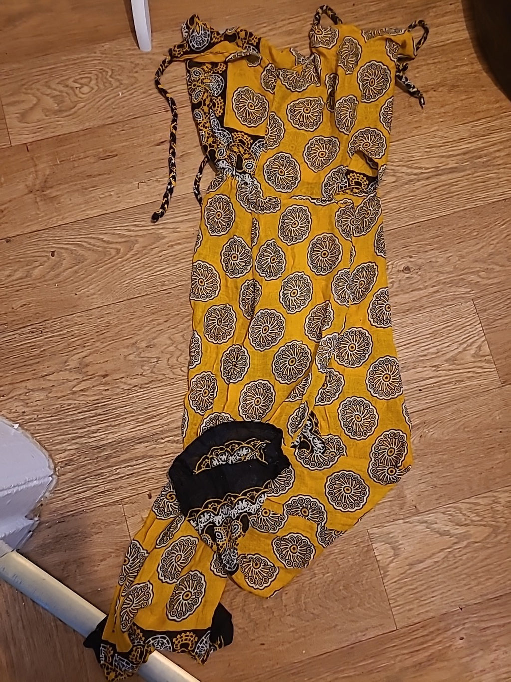 Ladies Size Small Yellow Aztec Sleeveless Jumpsuit