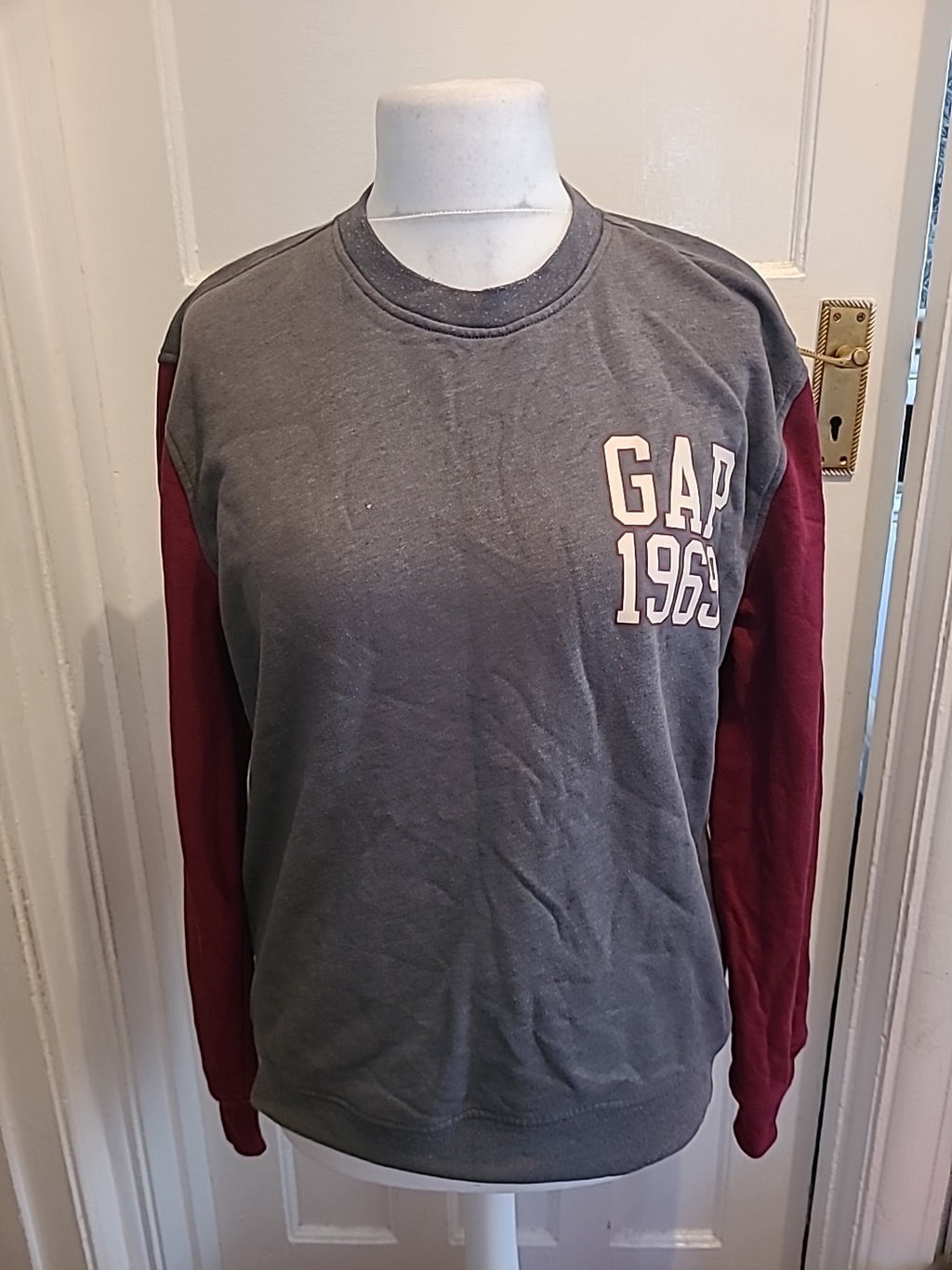 Mens Gap Size M Purple And Grey Pullover Jumper