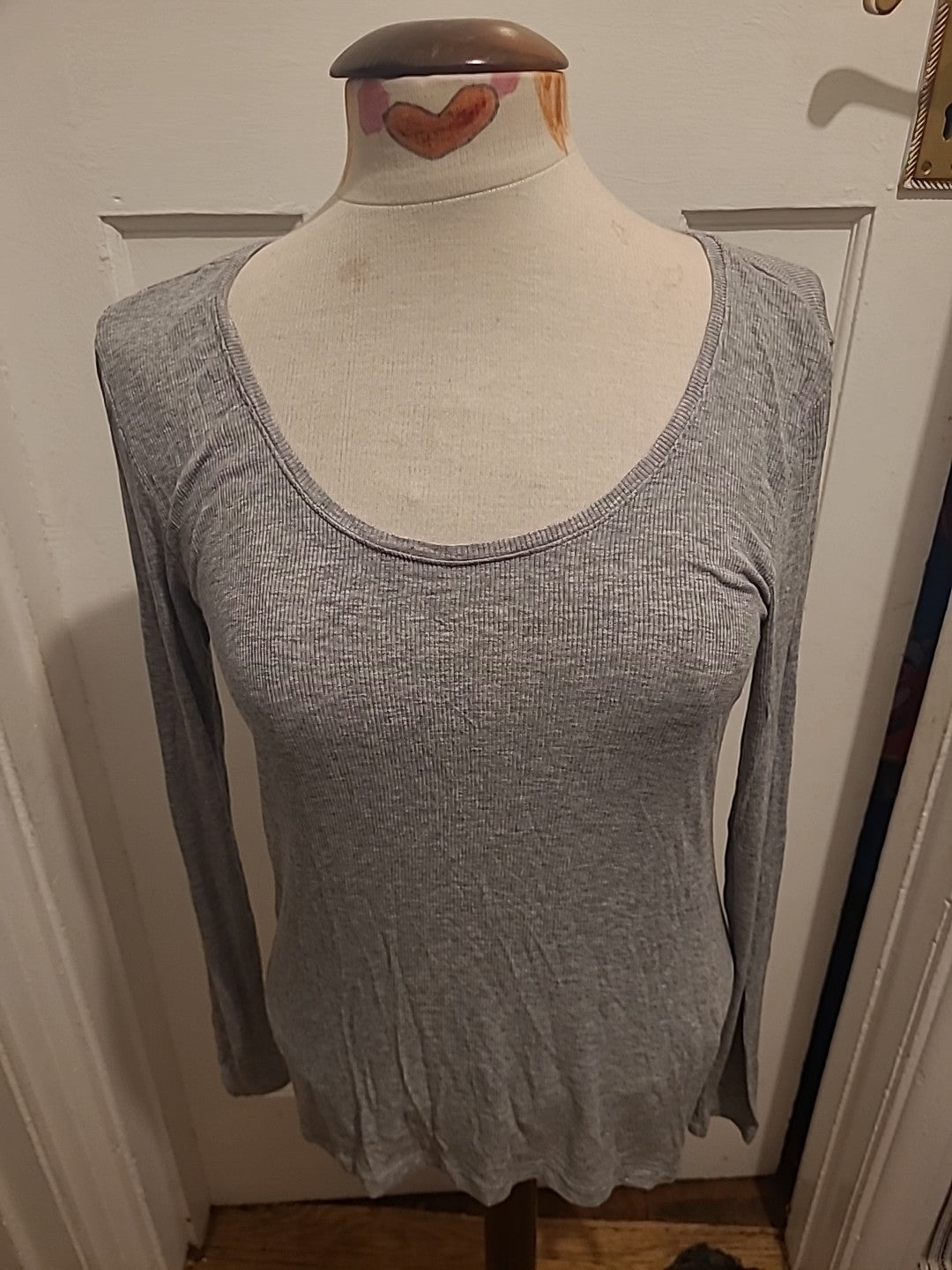 Ladies H&M Size Small Grey Long Sleeved Tshirt