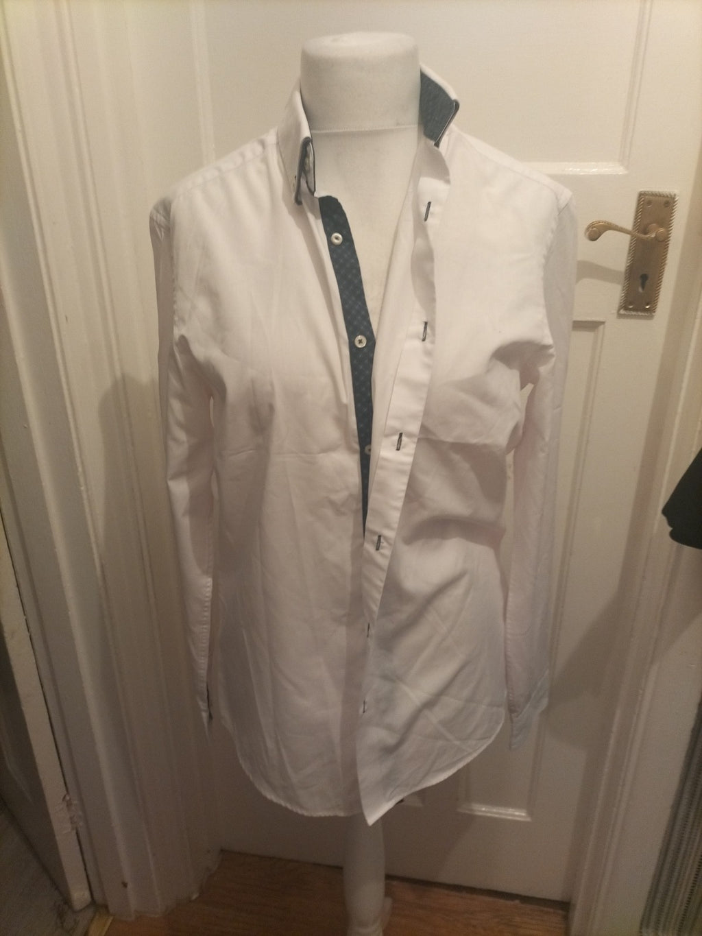 Mens F&F Size 15.5 Tailored Fit Long Sleeved Navy Trim Shirt