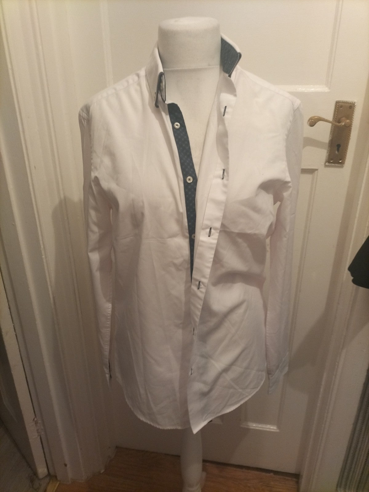 Mens F&F Size 15.5 Tailored Fit Long Sleeved Navy Trim Shirt